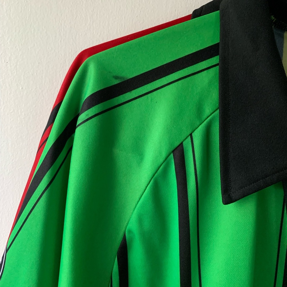 Official Sports Referee Jerseys - Picture 8 of 16